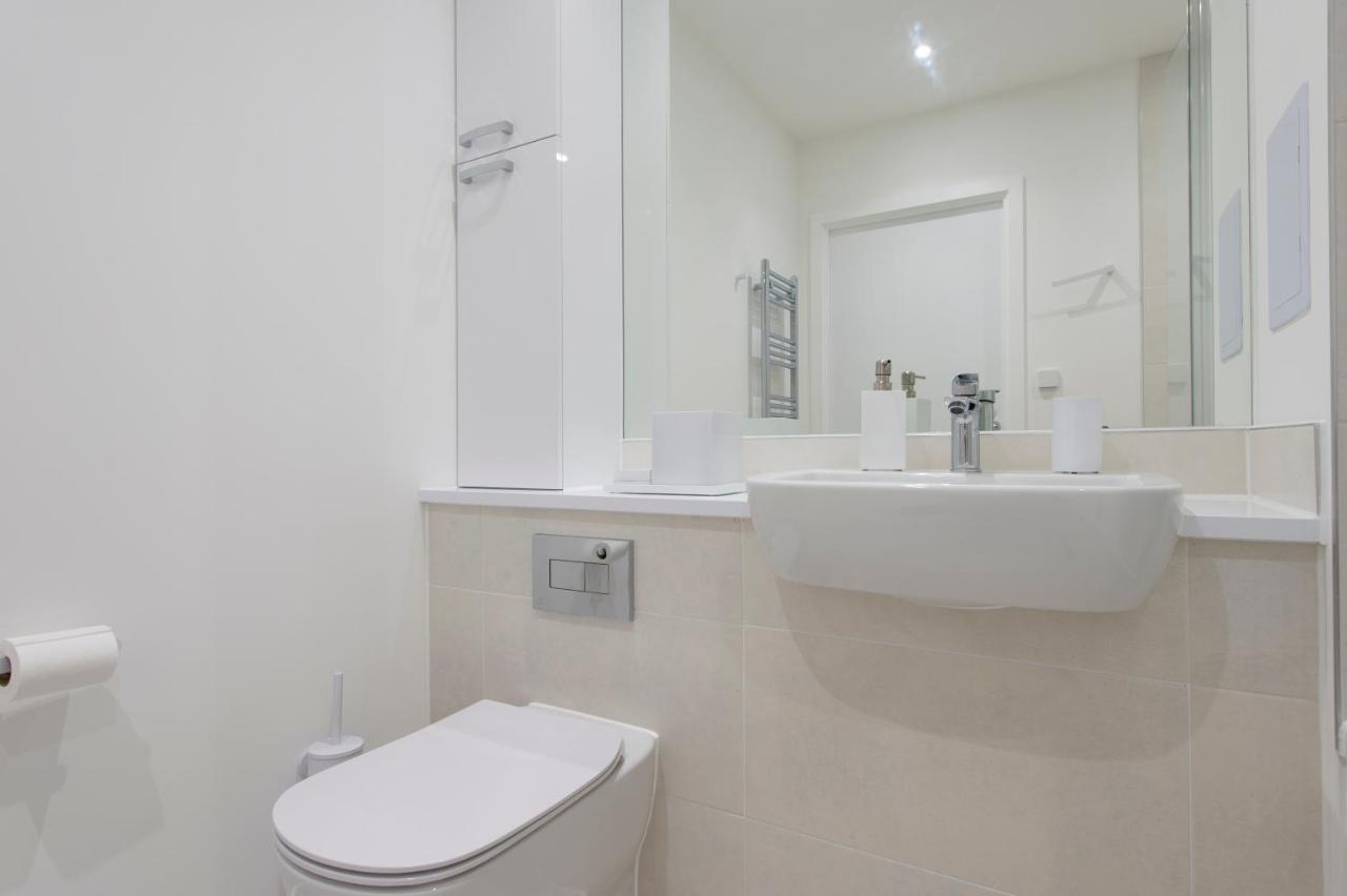 Ac Luxe Penthouse With Free Parking Apartment London Ngoại thất bức ảnh