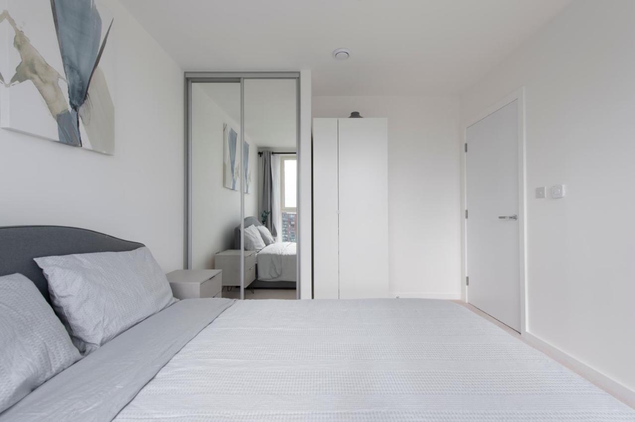 Ac Luxe Penthouse With Free Parking Apartment London Ngoại thất bức ảnh