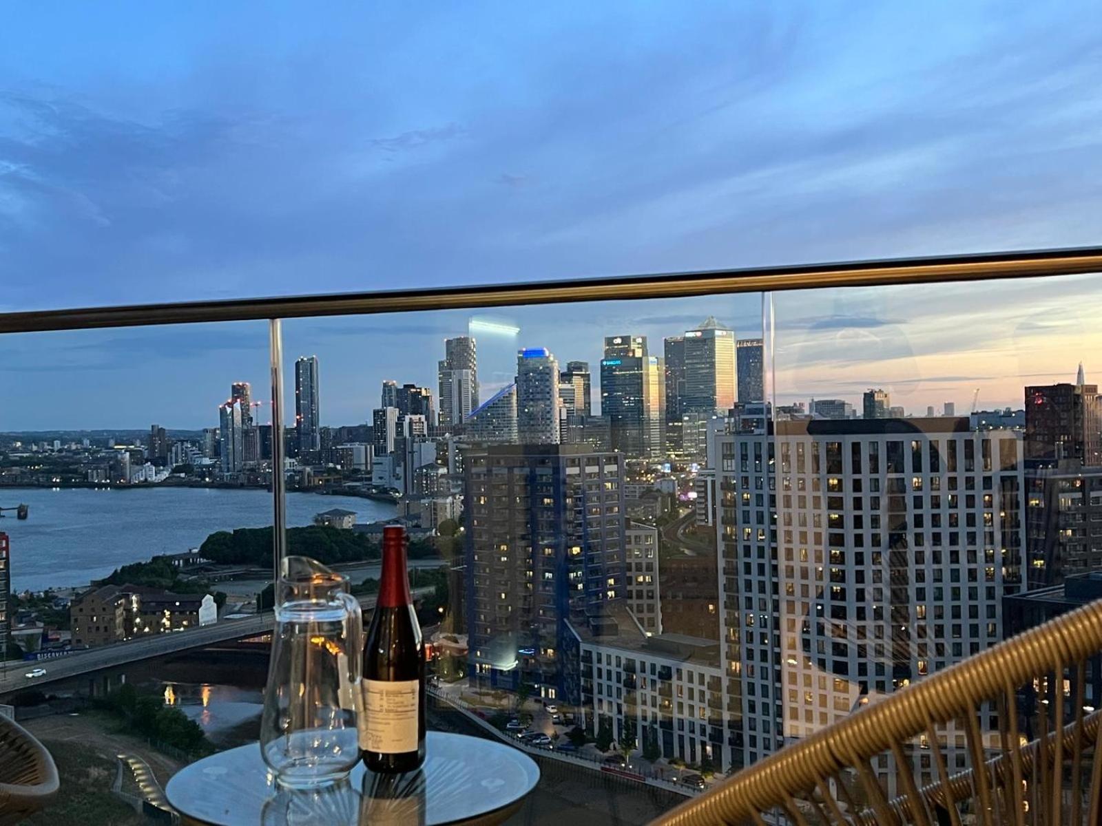 Ac Luxe Penthouse With Free Parking Apartment London Ngoại thất bức ảnh