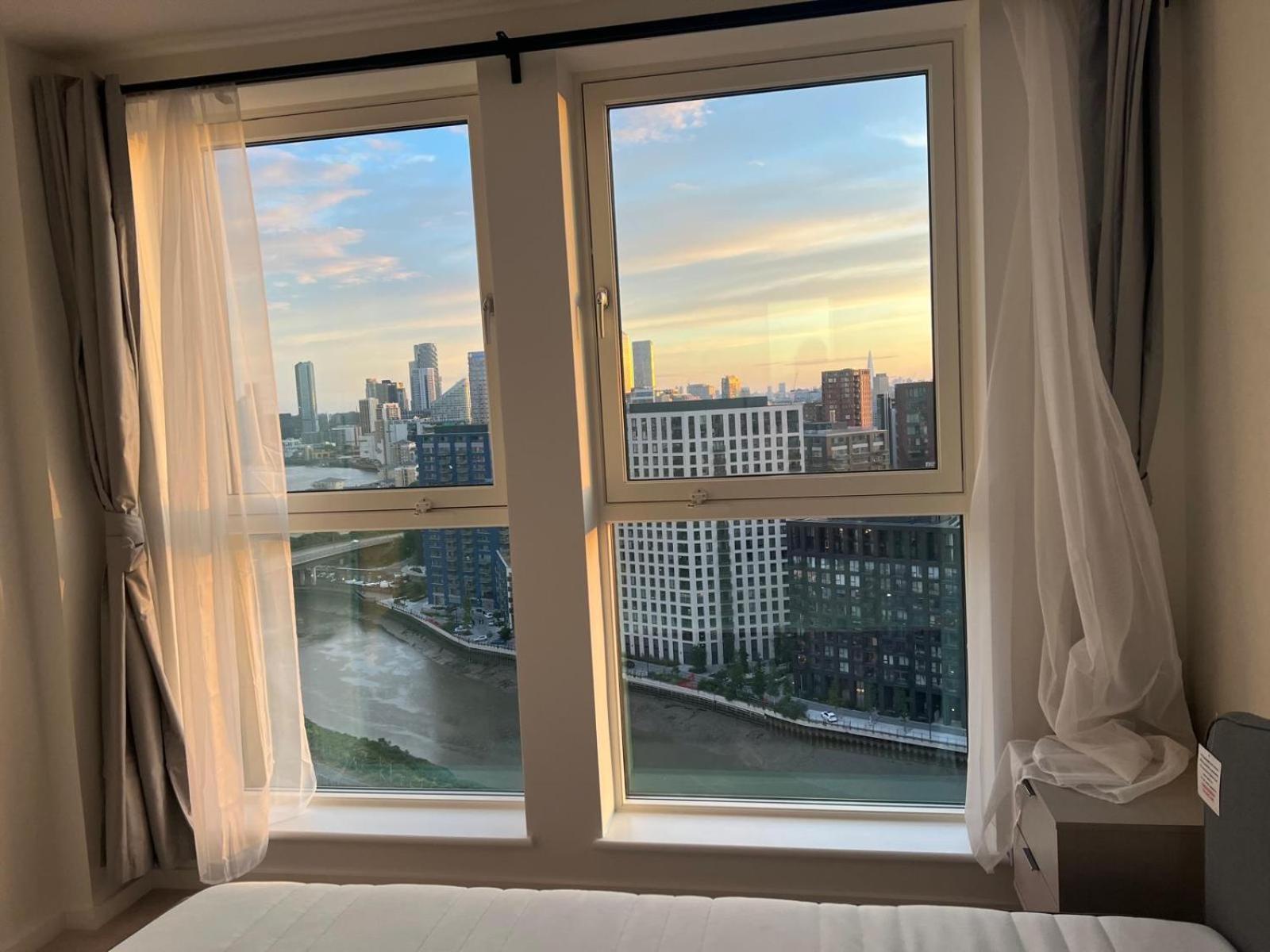 Ac Luxe Penthouse With Free Parking Apartment London Ngoại thất bức ảnh